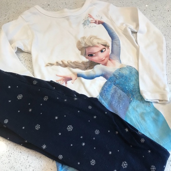 gap frozen pajamas